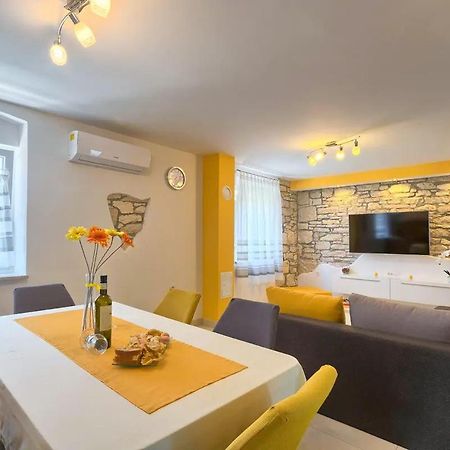 Apartment Viola ,2019 Медулин Экстерьер фото